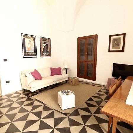 Slow Lecce - Old Town Apartment Sit Exterior foto